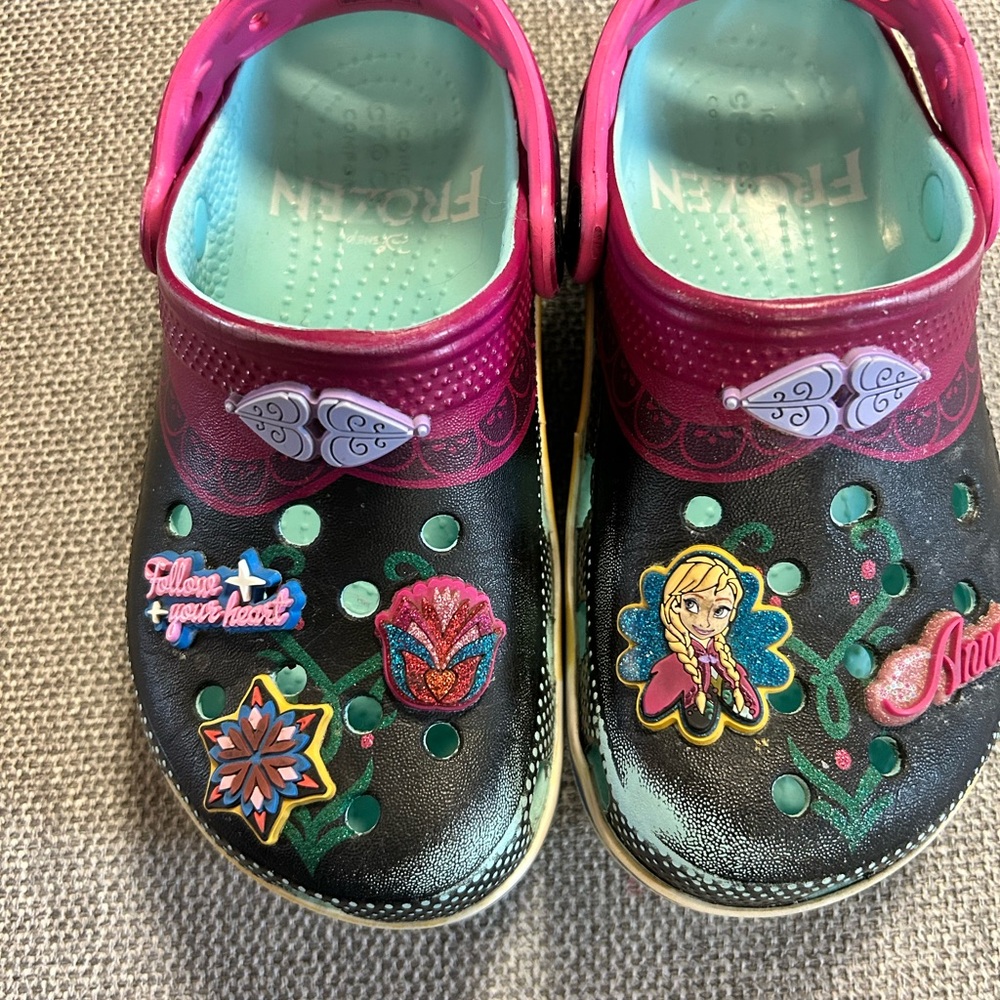 CROCS Kids Slippers - Black and Pink with Fun Designs